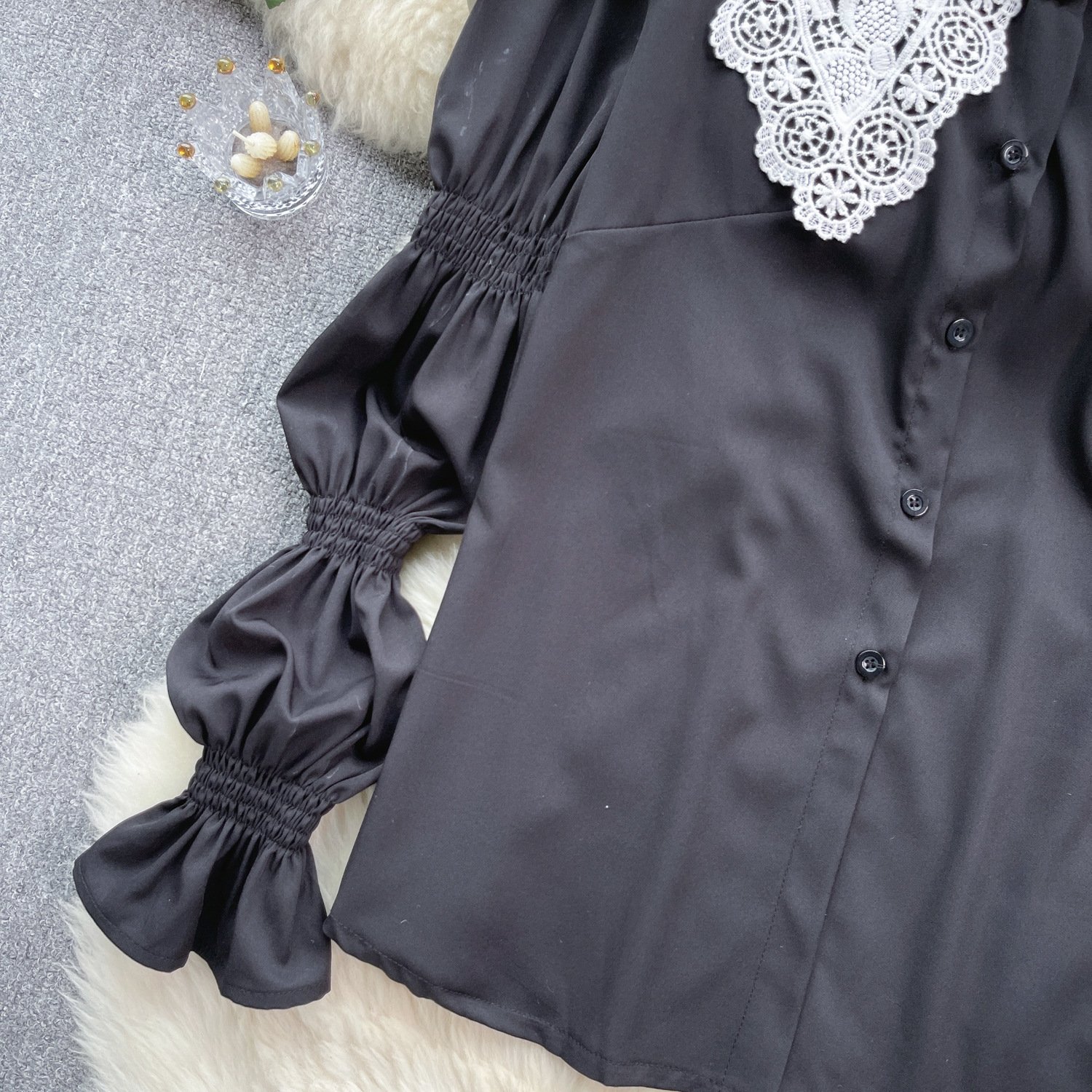 "IRIS" LACE COLLAR SHIRT SET - Image 3